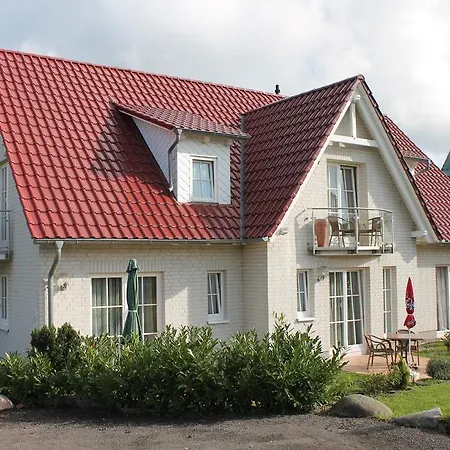 Hotel apartamentowy Leuchtfeuer Ruegen 3*