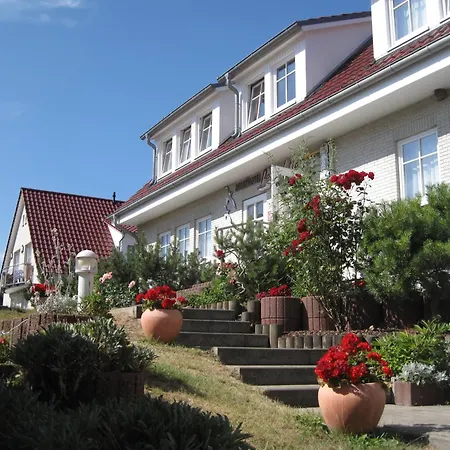 Leuchtfeuer Rügen Aparthotel Glowe