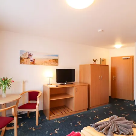 Hotel apartamentowy Leuchtfeuer Ruegen Glowe